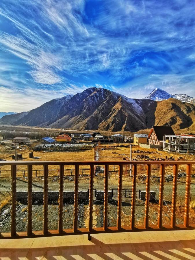 Guest House Diamond Kazbegi Extérieur photo