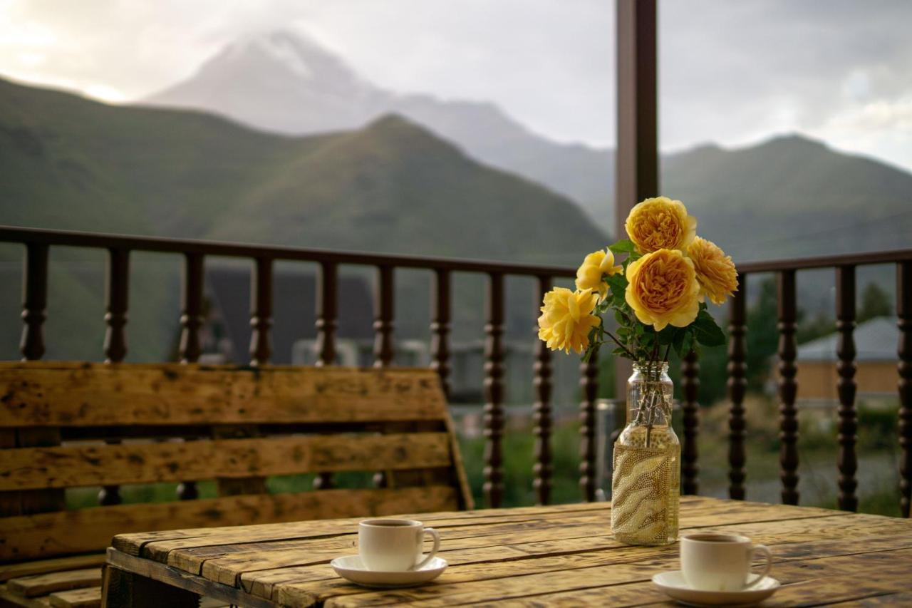 Guest House Diamond Kazbegi Extérieur photo