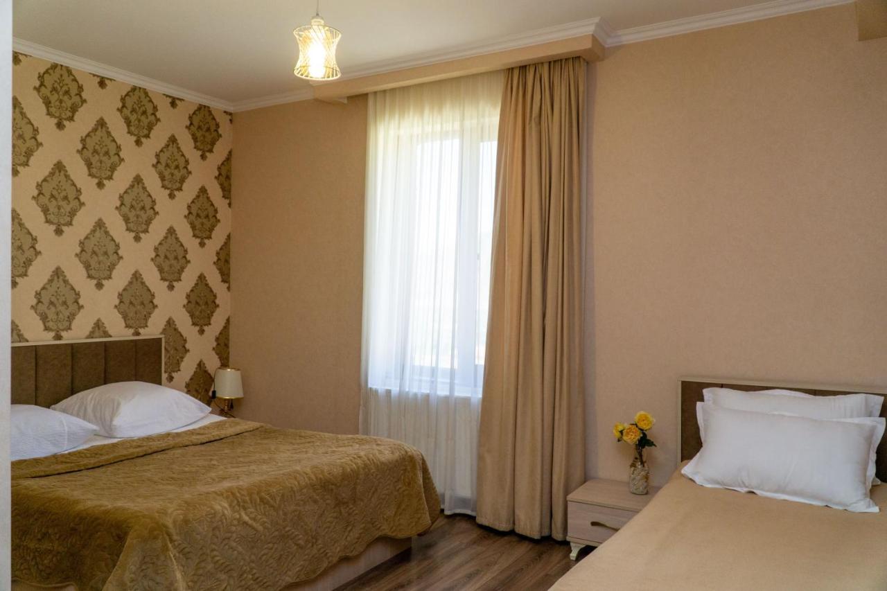 Guest House Diamond Kazbegi Extérieur photo
