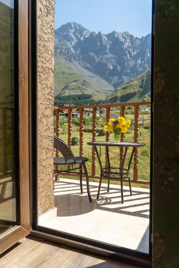 Guest House Diamond Kazbegi Extérieur photo