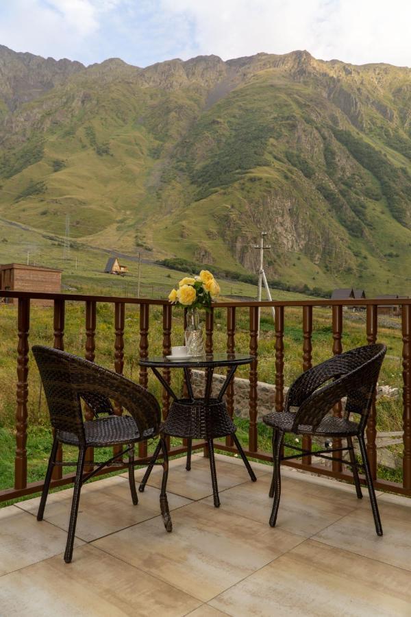 Guest House Diamond Kazbegi Extérieur photo