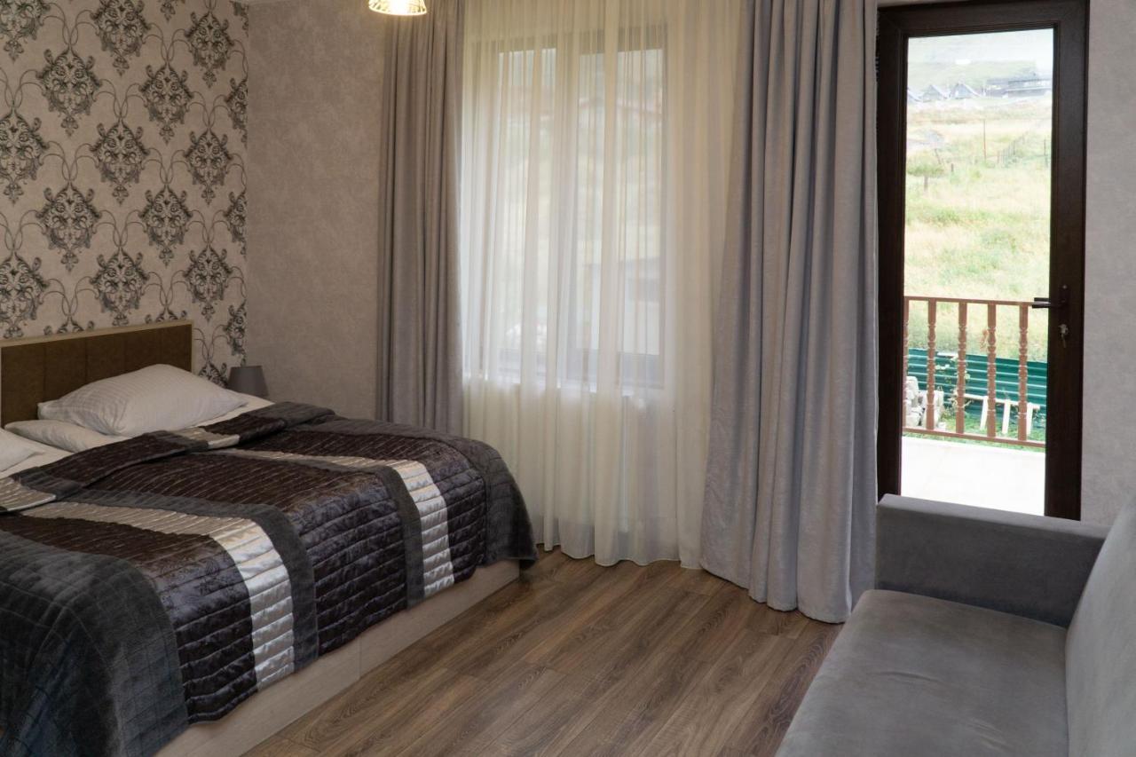 Guest House Diamond Kazbegi Extérieur photo